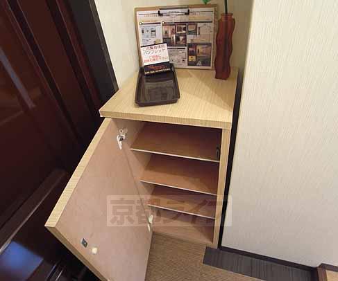 玄関　シューズボックスです