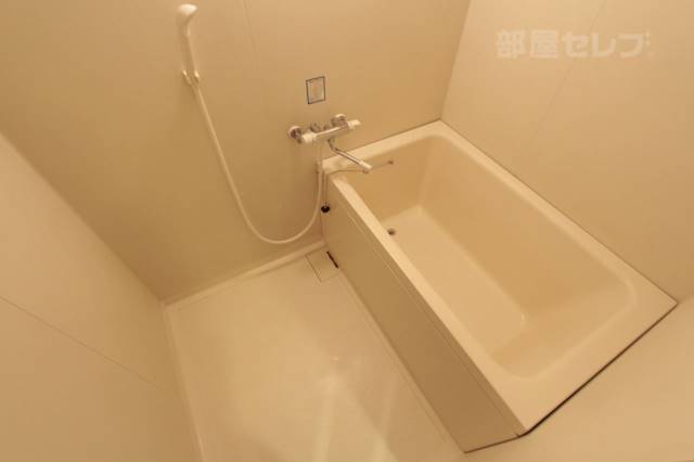 バス・シャワールーム　※３Ｃ号室内装写真参照