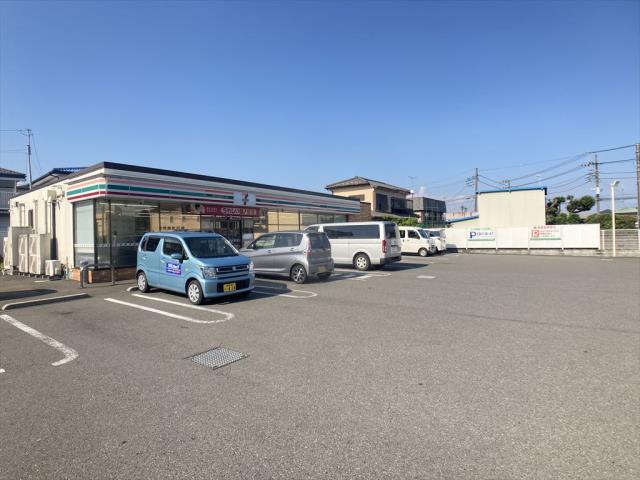 コンビニ　セブンイレブン（コンビニ）まで2337m