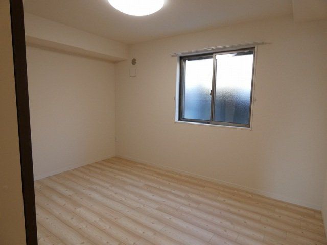 その他部屋・スペース　洋室6.4帖です。