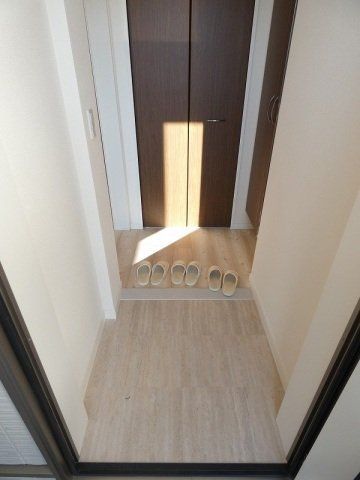 玄関　玄関です。