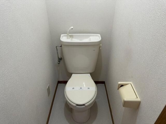トイレ　コンパクトで使いやすいトイレです