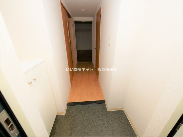 玄関　画像と現状が異なる場合は現状優先となります。