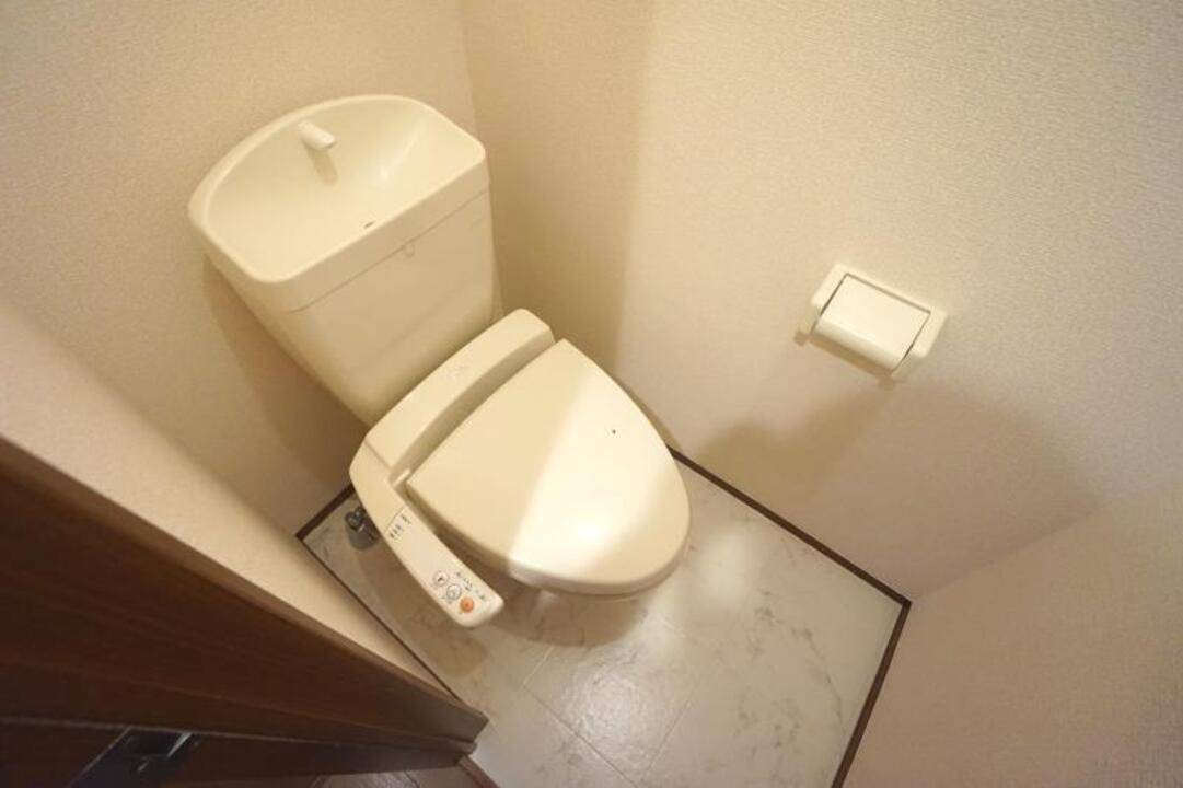 トイレ　トイレ