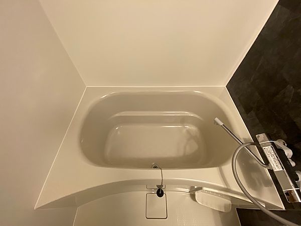 バス・シャワールーム　お風呂で日々の疲れを落としましょう