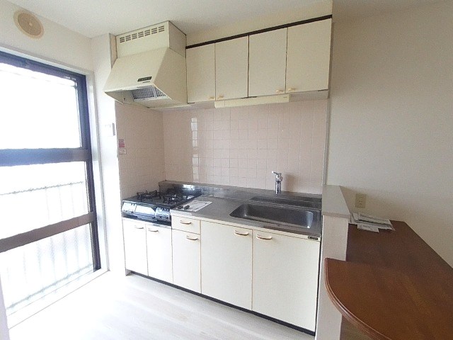 キッチン　別部屋参考写真