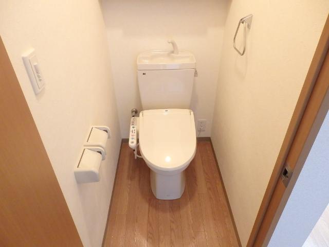 トイレ　シャワー付トイレ