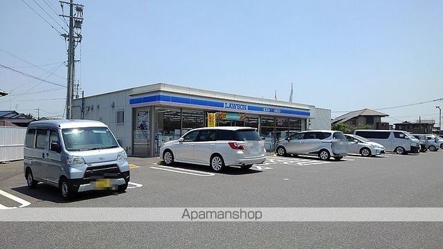 コンビニ　ローソン（コンビニ）まで400m