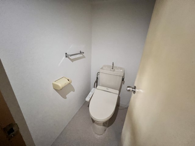 トイレ　別部屋参考