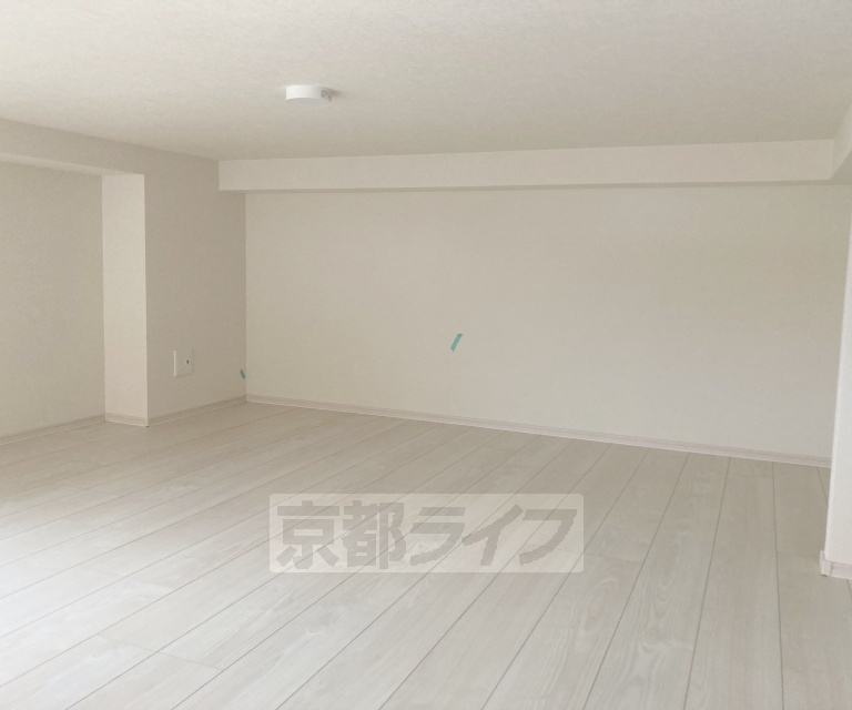 ハーモニーテラス深草大亀谷万帖敷町の内装写真