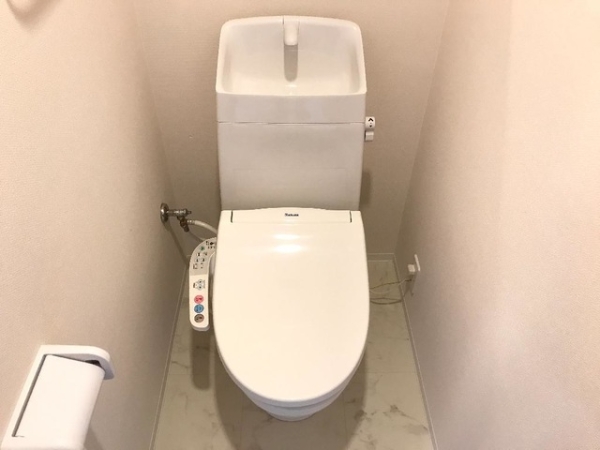 トイレ　イメージ
