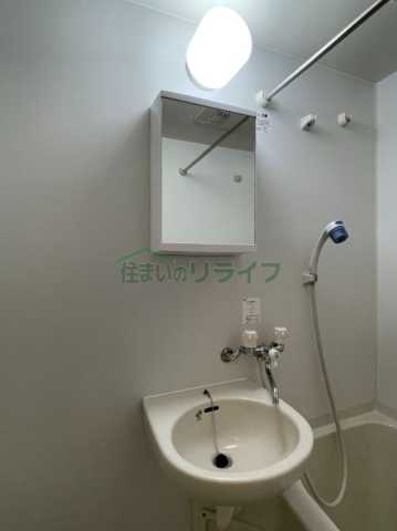 洗面設備　(別階参考画像)