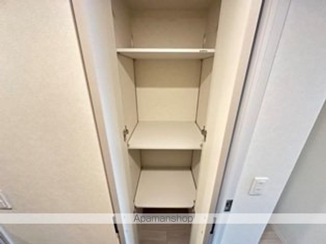 地下鉄谷町線 東梅田駅 徒歩8分 12階建 築1年の内装写真