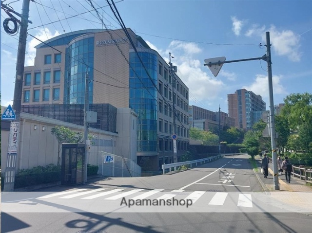 大学・短大　私立東北医科薬科大学（大学・短大）まで596m