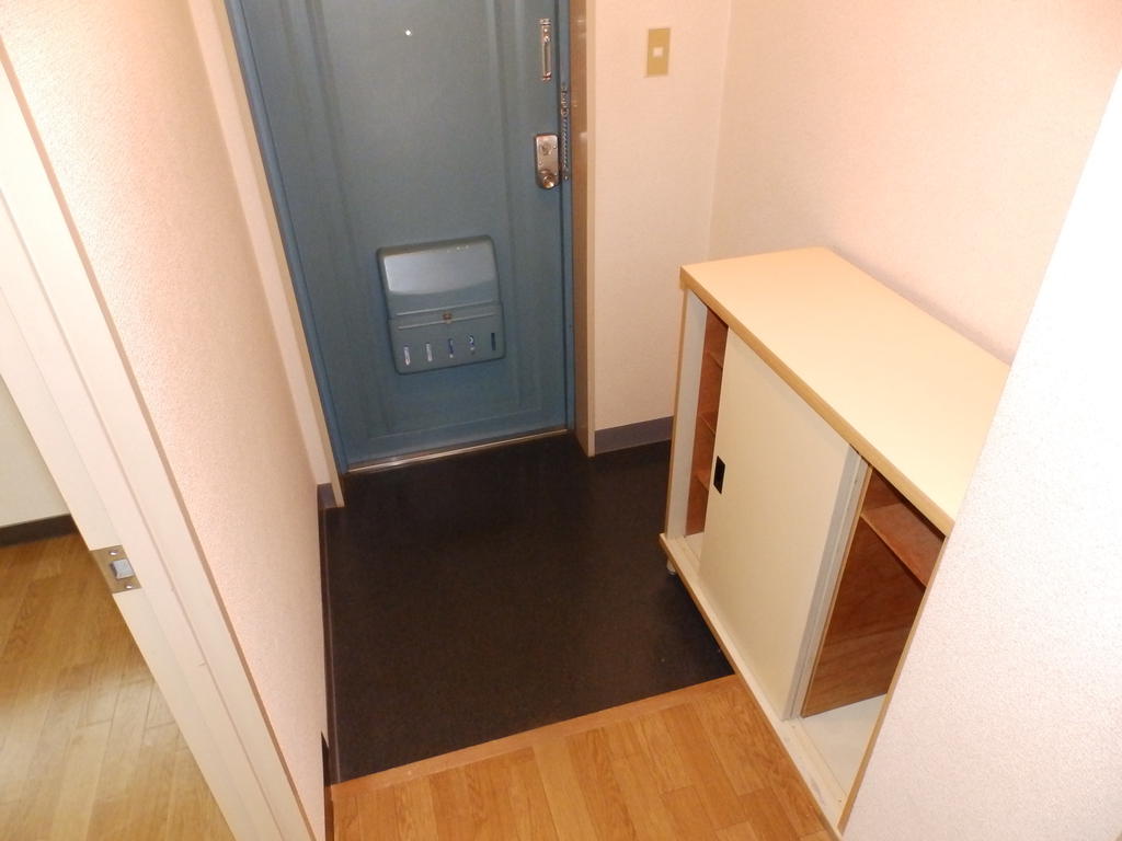 玄関　※別号室参考画像