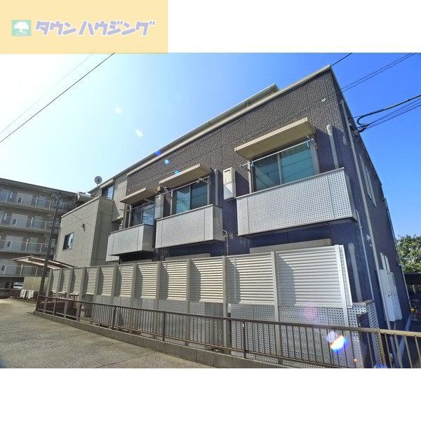 建物外観　2007年3月築