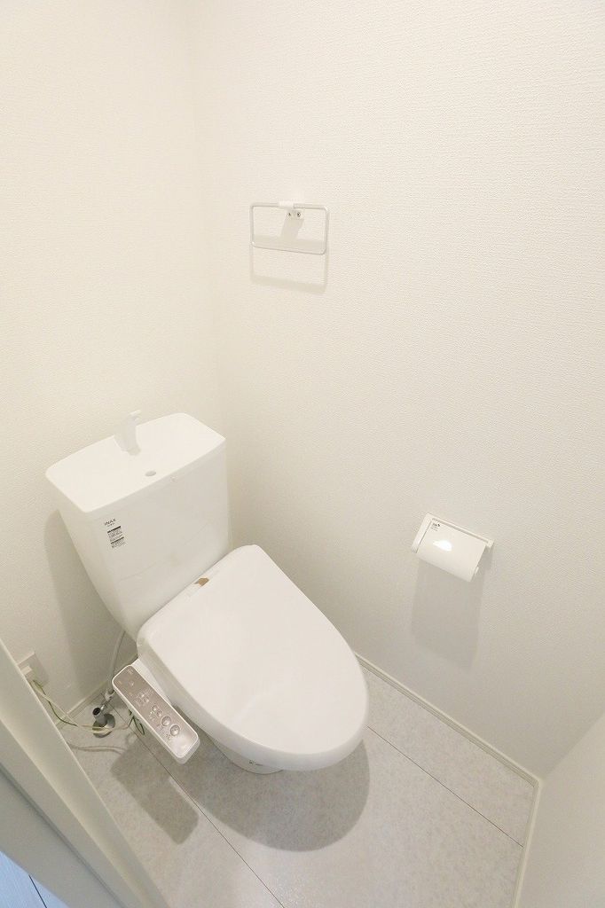トイレ　同施工会社参考写真