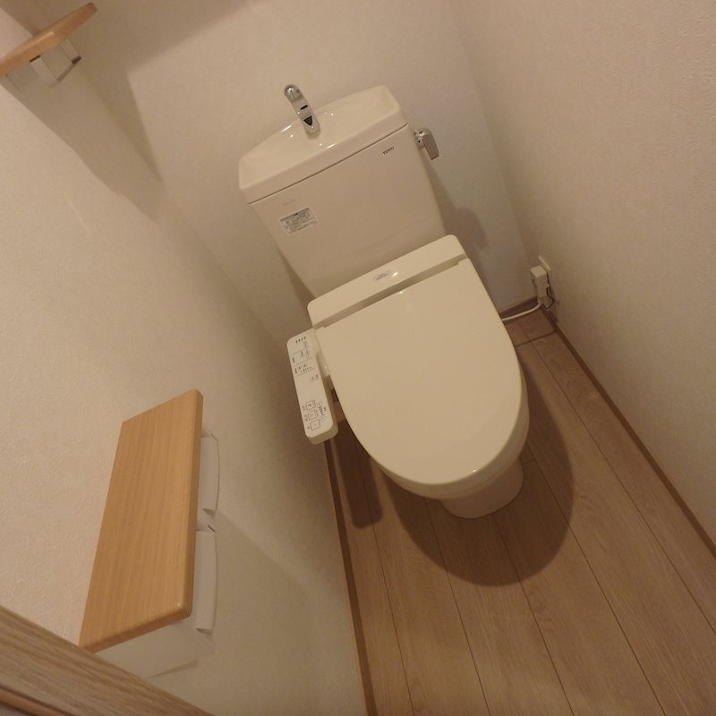 トイレ　参考写真
