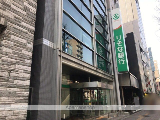 銀行　（株）りそな銀行／市ヶ谷支店（銀行）まで758m