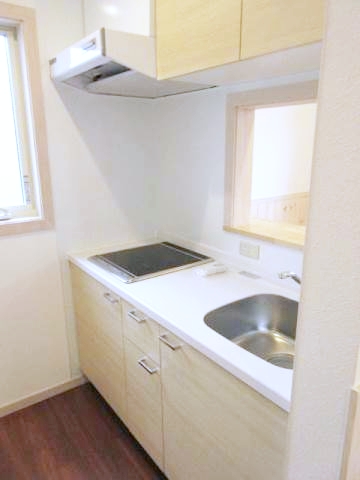 キッチン　広々使える快適な調理スペースです♪