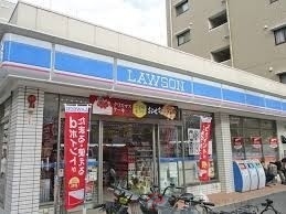 コンビニ　ローソン江坂東店（コンビニ）まで249m