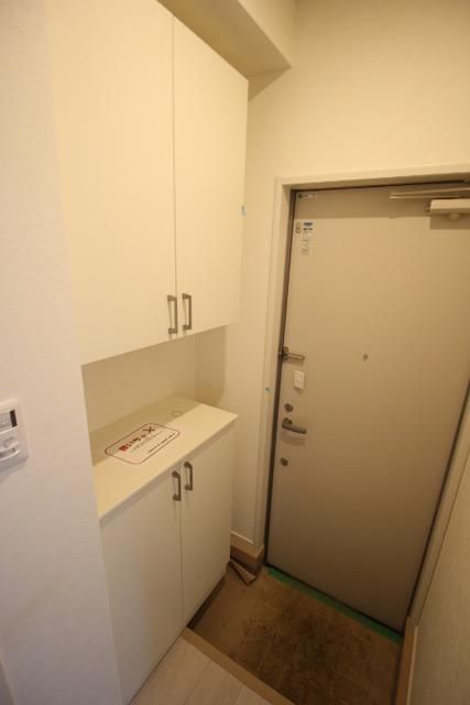 玄関　トールタイプのシューズＢＯＸ