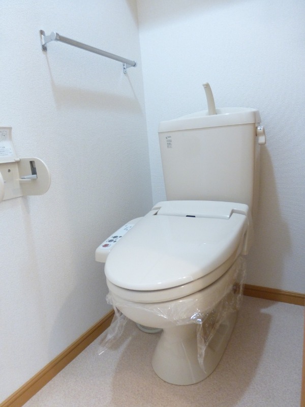 トイレ　図面と現状に相違がある場合には現状を優先