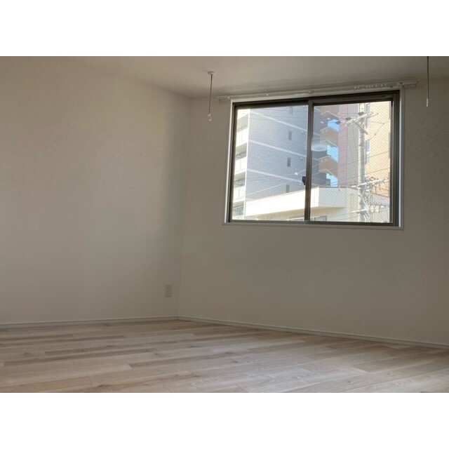 その他部屋・スペース　大きな窓