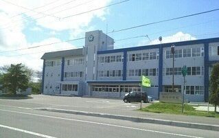 小学校　砂川市立砂川小学校（小学校）まで1200m