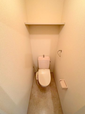 トイレ　★トイレ／同物件別号室写真★