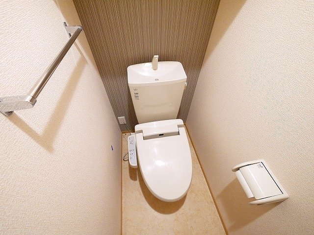トイレ　デザインも機能性も備えたトイレです