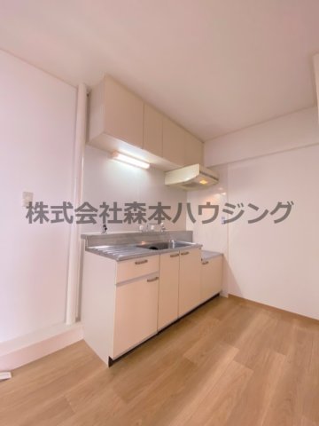 丸信リバーサイドコーポ1棟のキッチン写真
