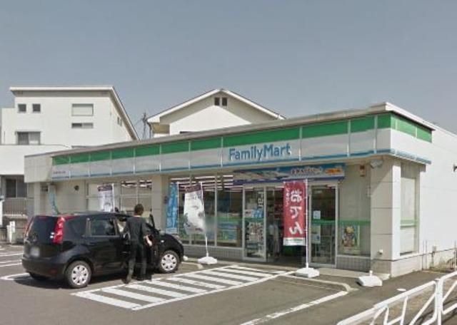 コンビニ　ファミリーマート日本文化大入口店（コンビニ）まで107m