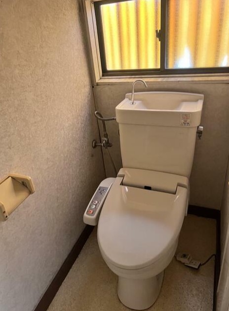 トイレ　落ち着いたトイレです