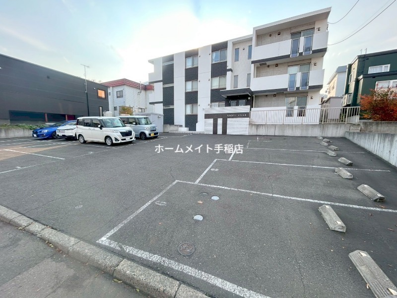 駐車場　駐車スペースです！
