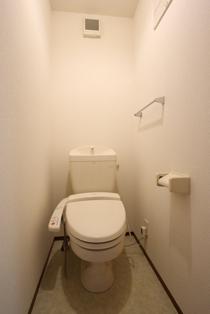 トイレ　同物件別部屋写真※現況優先