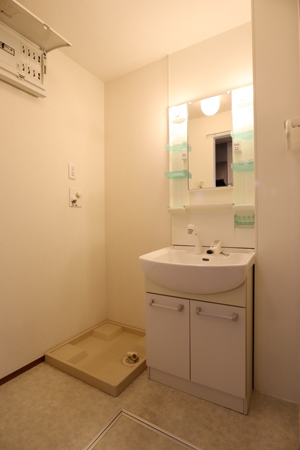 洗面設備　同物件別部屋写真※現況優先