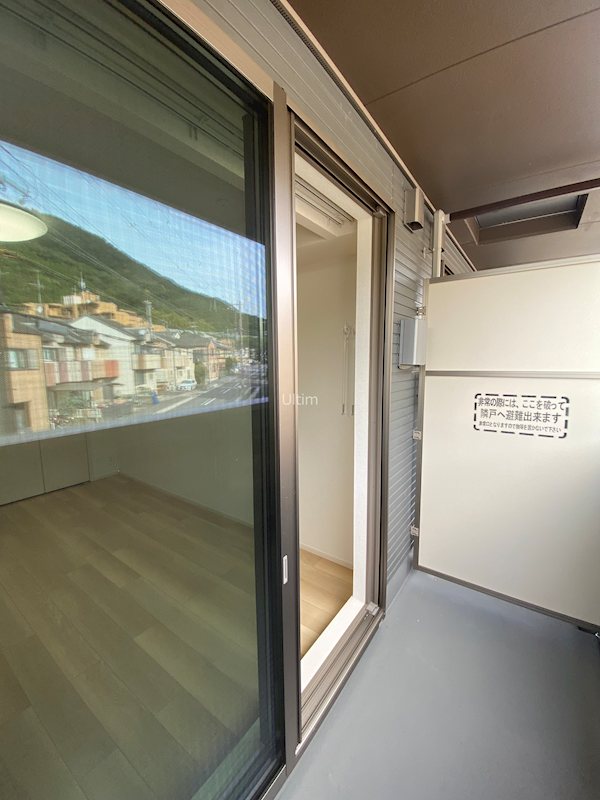 バルコニー　別のお部屋の写真ですが参考までに