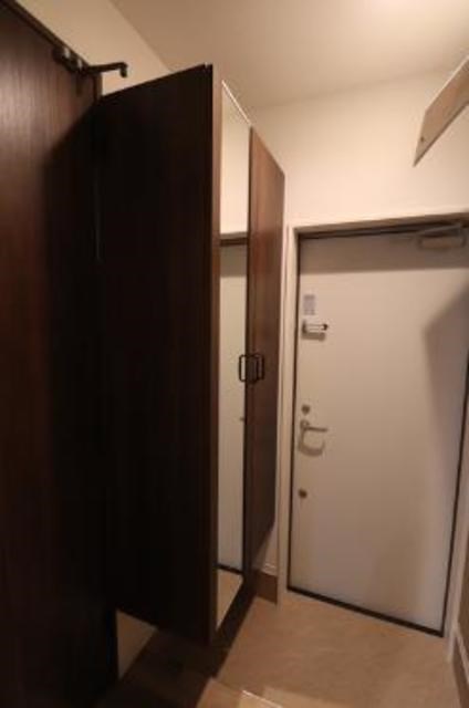 玄関　※参考画像