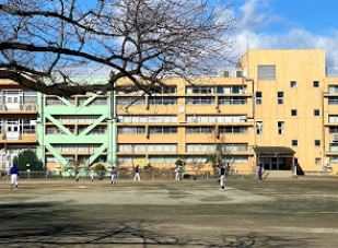 小学校　日野市立日野第一小学校（小学校）まで1775m