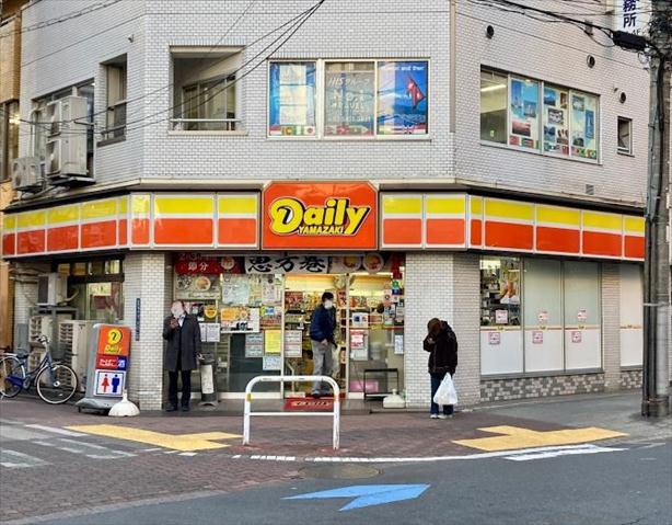 コンビニ　デイリーヤマザキ御園店（コンビニ）まで244m