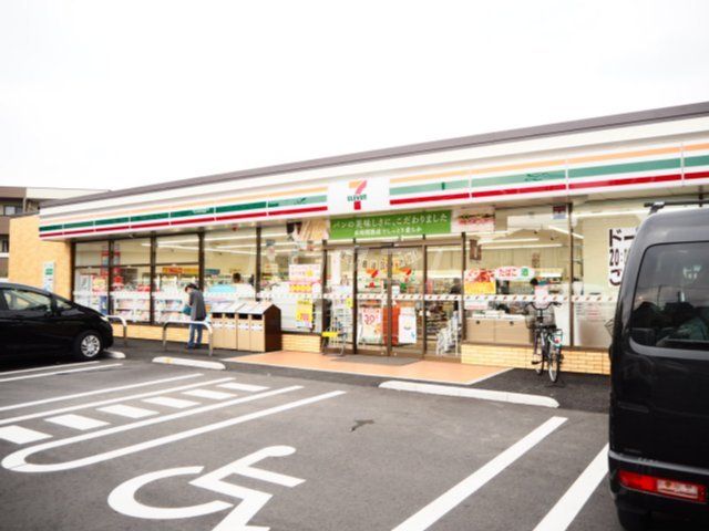 コンビニ　セブン-イレブン川口戸塚４丁目店（コンビニ）まで1453m