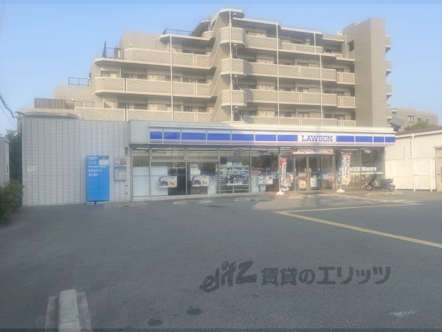 コンビニ　ローソン伊丹大鹿七丁目店（コンビニ）まで800m