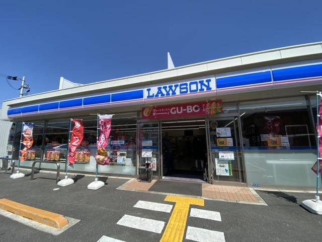 コンビニ　ローソン寝屋川中神田町店（コンビニ）まで620m