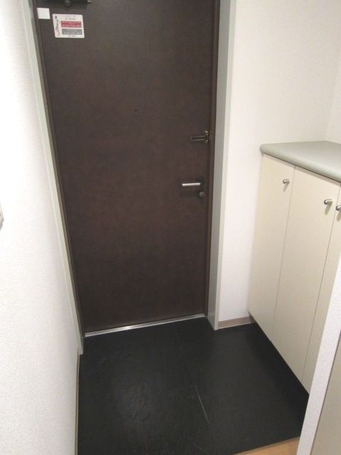 玄関　別部屋参考写真