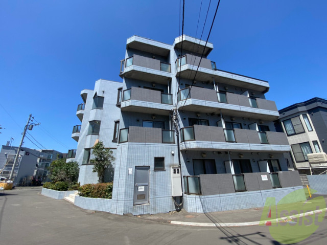 建物外観　札幌市北区北３３条西「メゾン・ド・ウルス」