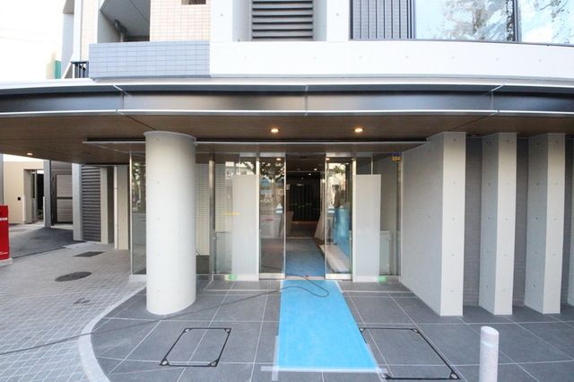 エントランス　☆お問い合わせはお早めに☆