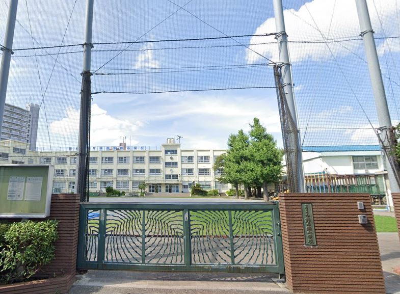 小学校　中野区立中野本郷小学校（小学校）まで780m