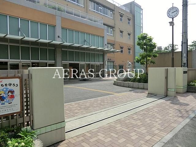 中学校　川崎市立川中島中学校（中学校）まで528m