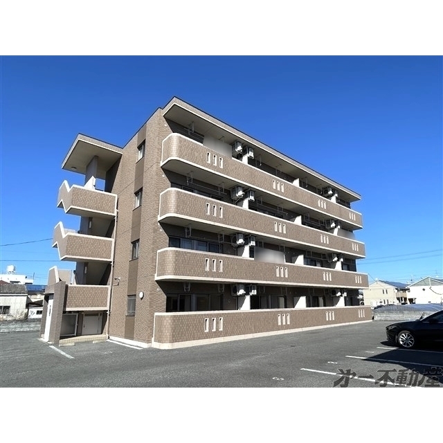 エントランス　建物外観
